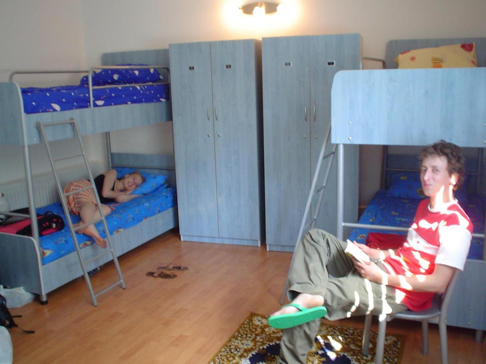 Rolling Stone Hostel Braşov Habitación foto
